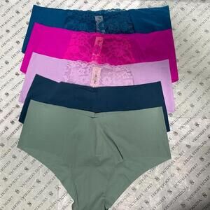 Victoria’s Secret No-Show Lace Cheeky Panties